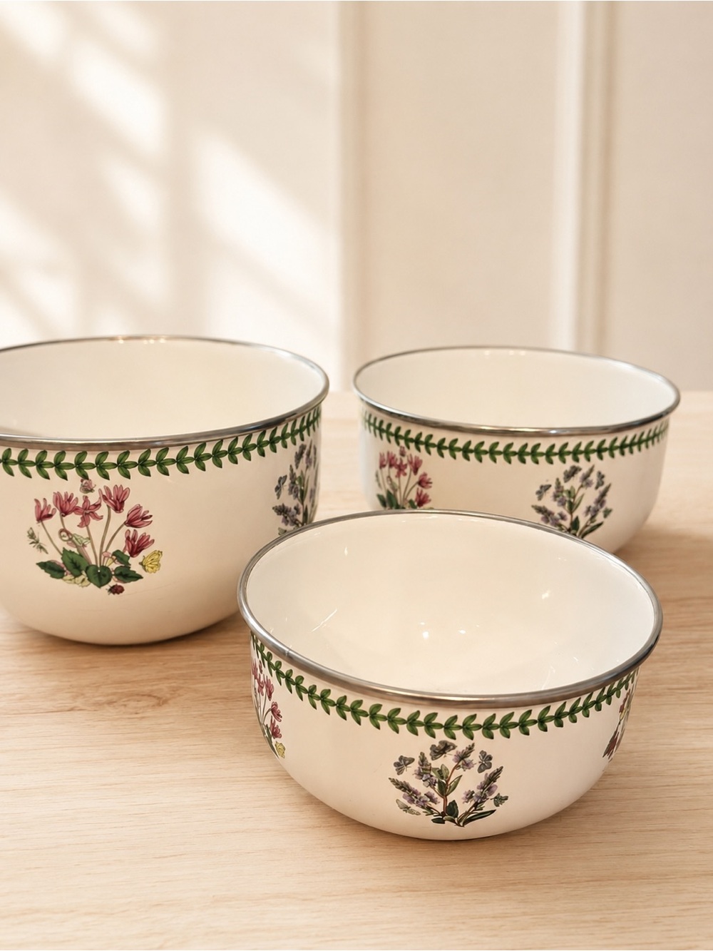 Vintage  Portmeirion Botanic Garden Mixing Bowl Set of 3 Floral 8” 7” 6”